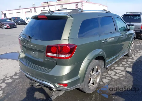 2016 Dodge Journey Crossroad Plus z USA, uszkodzony, nr VIN 3C4PDDGG3GT190032